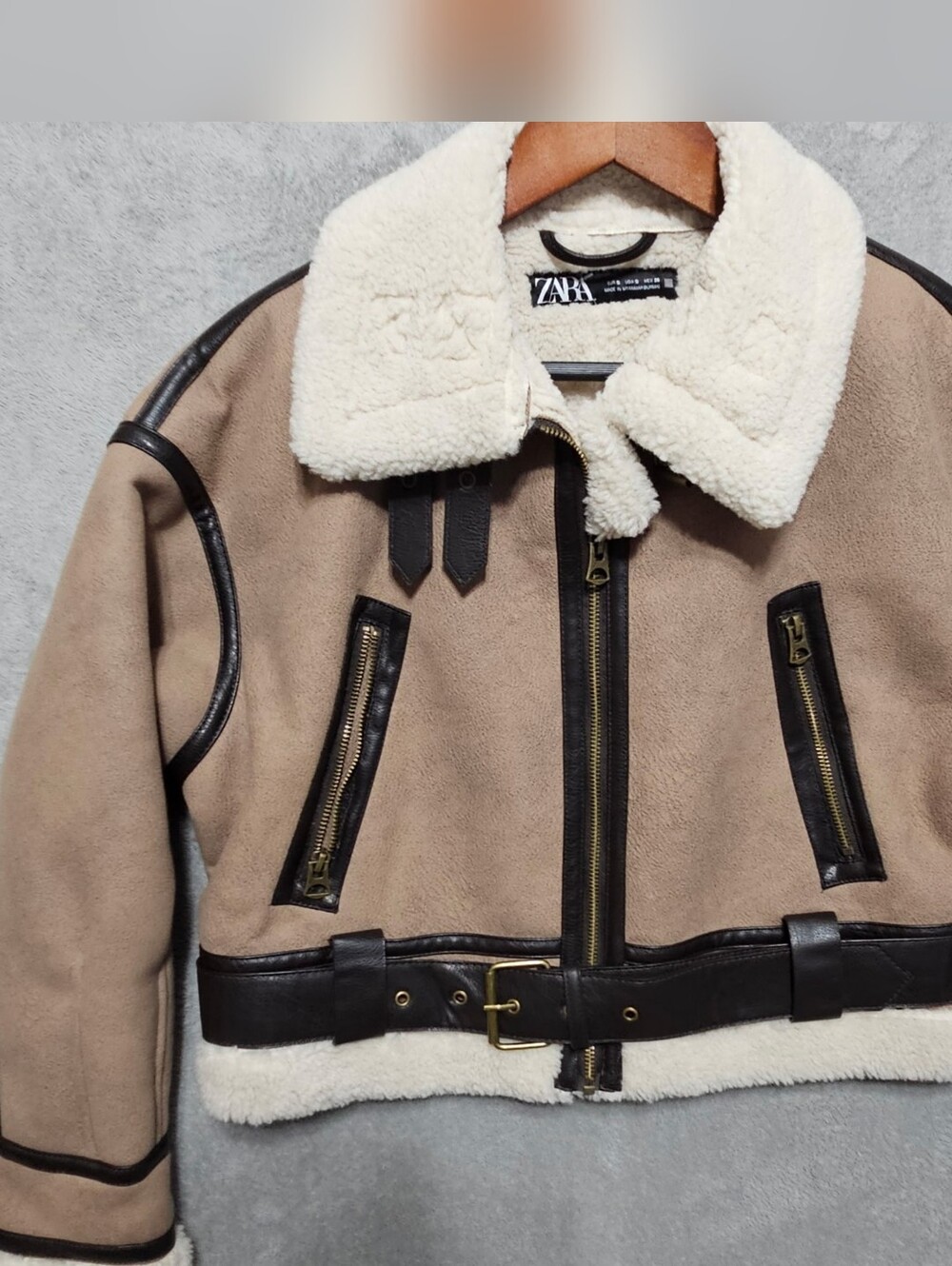 ZARA Shearling-Lined Aviator Jacket in Beige & Cream